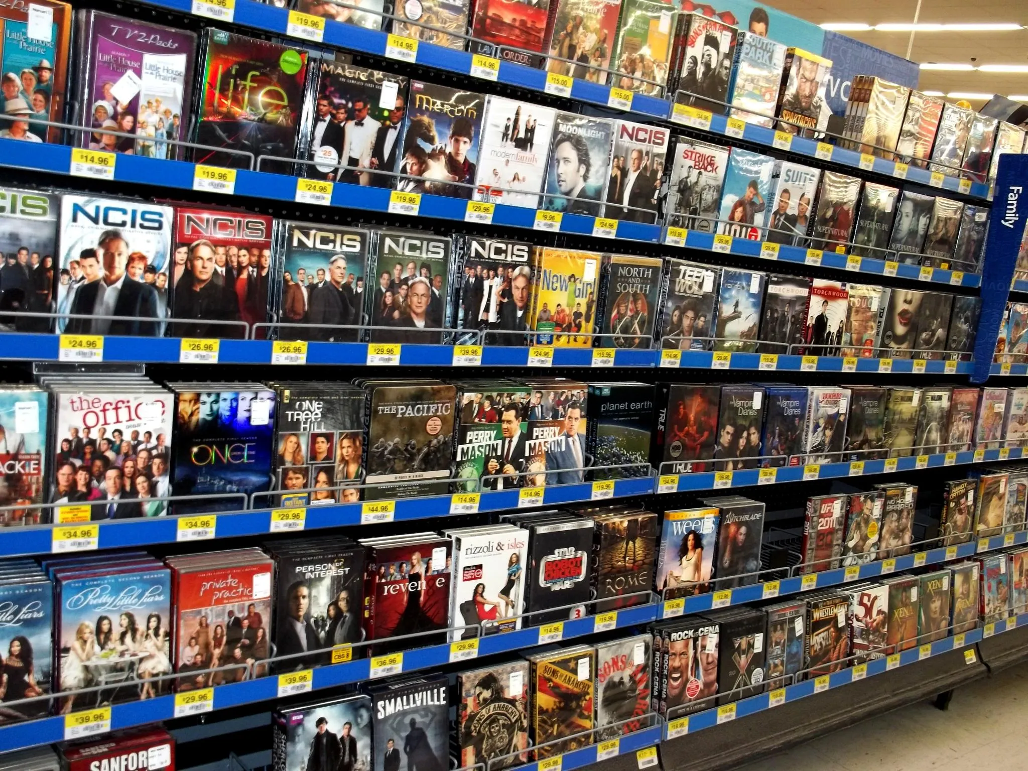 &#39;<a href="https://flickr.com/photos/rusty_clark/8344342208" title="Walmart, Merritt Island FL">Walmart, Merritt Island FL</a> by <a href="https://flickr.com/people/rusty_clark">Rusty Clark ~ 100K Photos</a> is licensed under <a href="https://creativecommons.org/licenses/by/2.0/">CC BY</a>&#39;